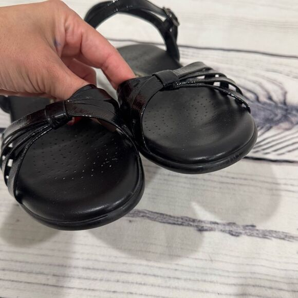 SAS Strippy Low Wedge Black Sandals Women's 9.5 M Tripad Leather Comfort Strappy - Picture 6 of 10